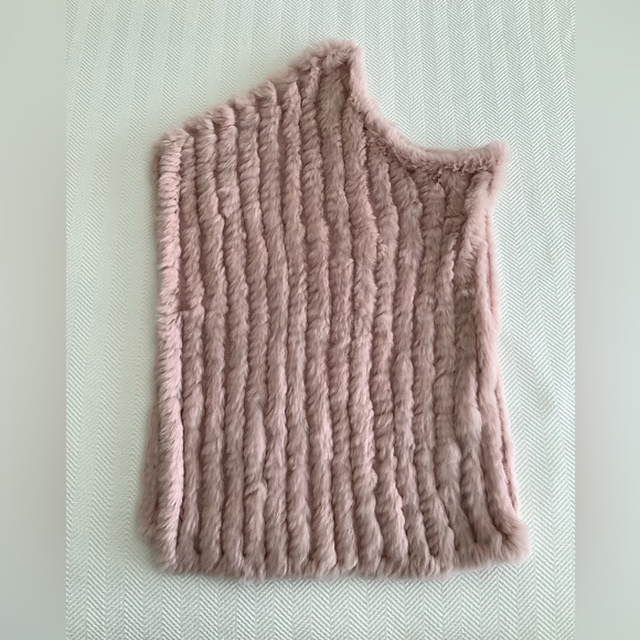 Pasha & Jo Rabbit Fur Poncho - Picture 2 of 5